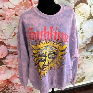 fits oversized. worn twice. FINAL SALE